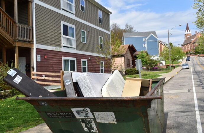 Home Moving Dumpster Services, Delray Beach Junk Removal and Trash Haulers